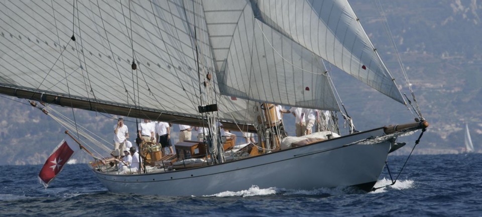 http://www.eol-sports.com/wp-content/uploads/2012/01/U5U6172-copie-e1326449957357.jpg